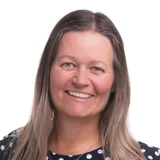 Dr. Julia Albath